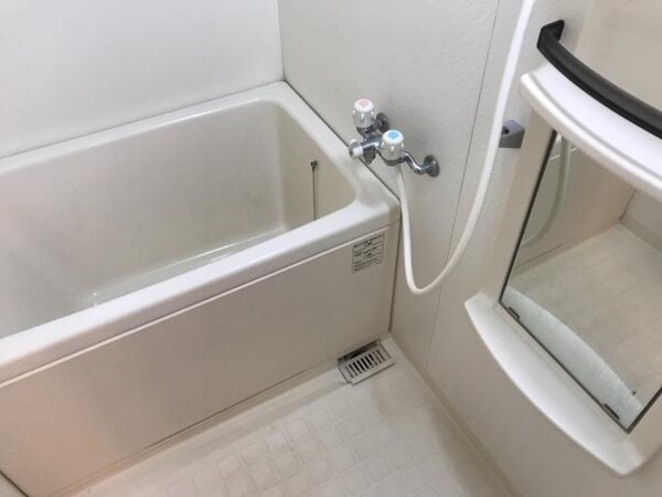 浴室(バス／シャワールーム等)