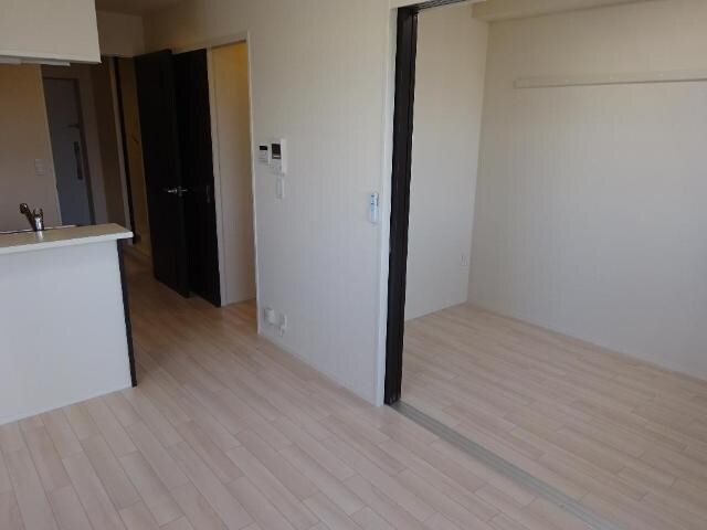 物件内観写真12　(リビング)