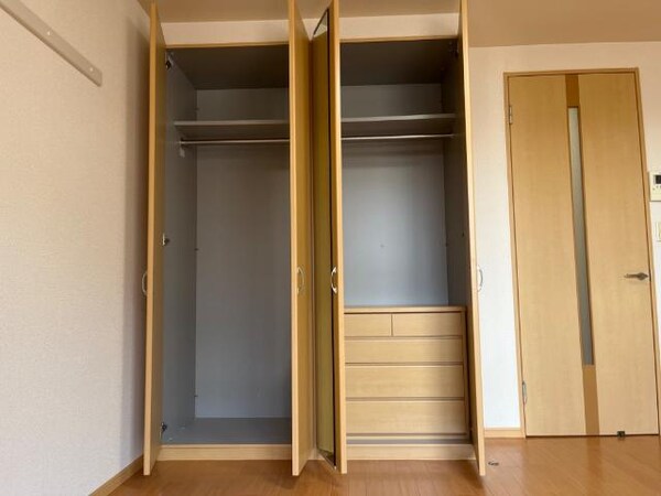 収納(クローゼット)