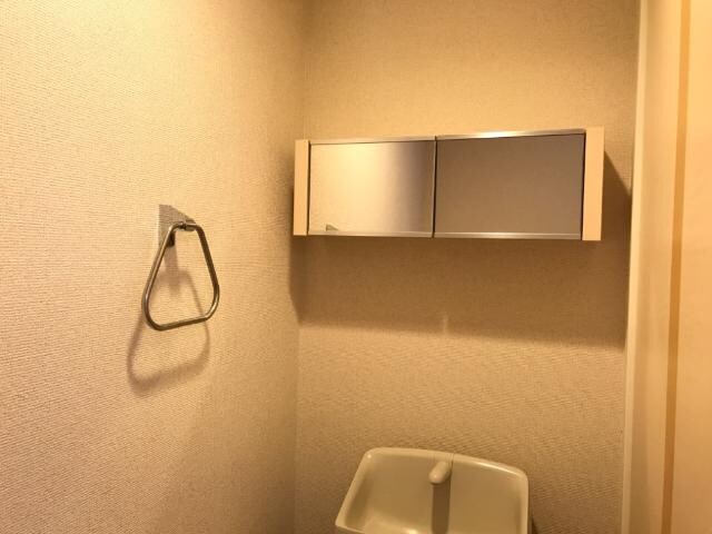 物件内観写真18　(収納)