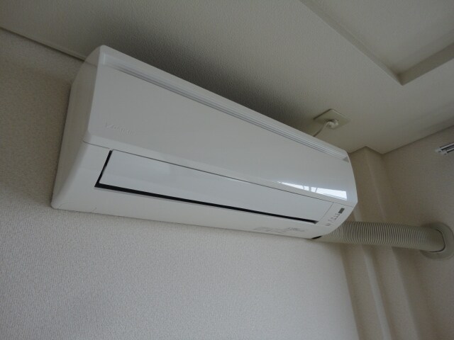 物件内観写真13　(エアコン)