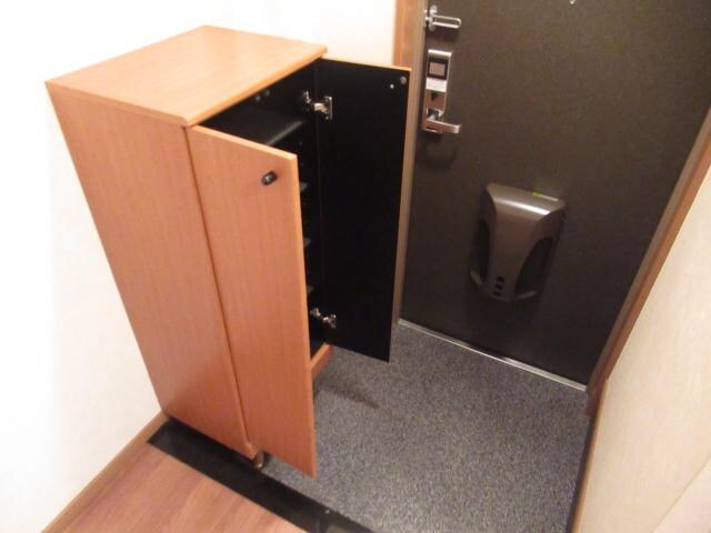 物件内観写真20　(玄関)