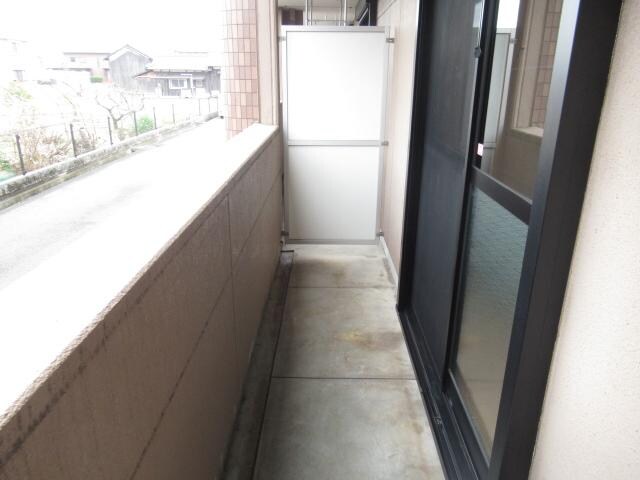 物件内観写真28　(ベランダ)
