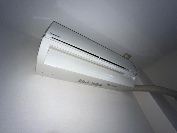 建物設備(エアコン)