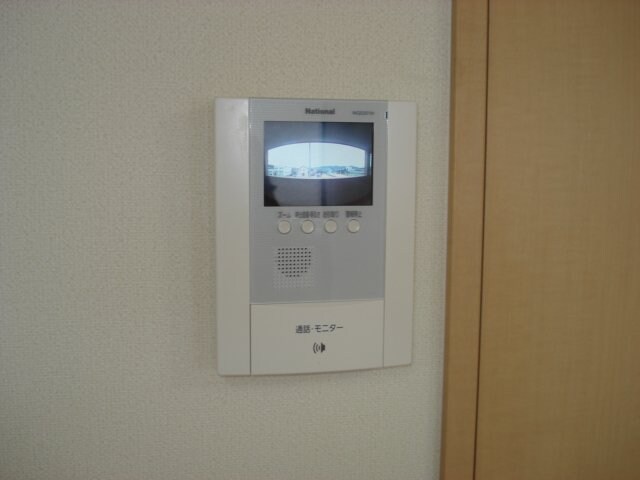 物件内観写真12　(カメラ付インターホン)