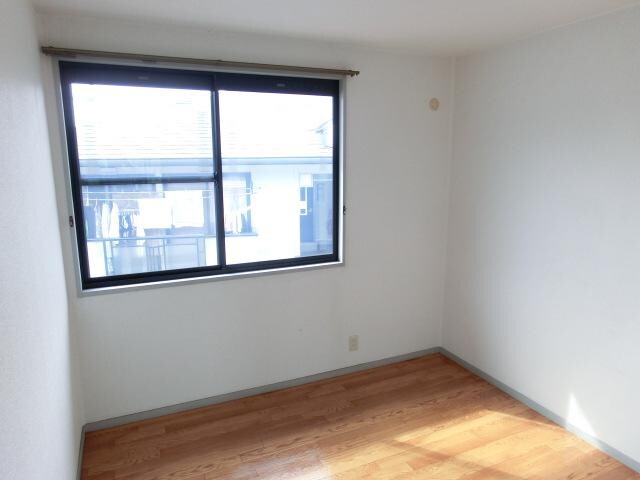 物件内観写真7　(洋室)