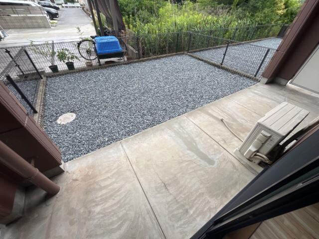 物件内観写真20　(専用庭)