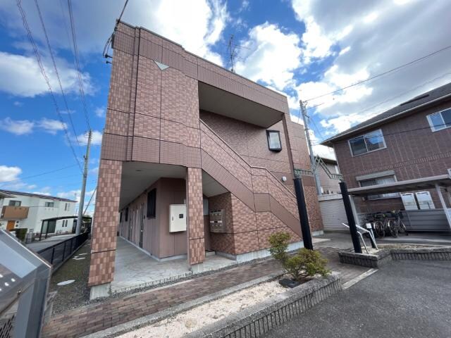 物件外観写真3　(外観写真（昼）)