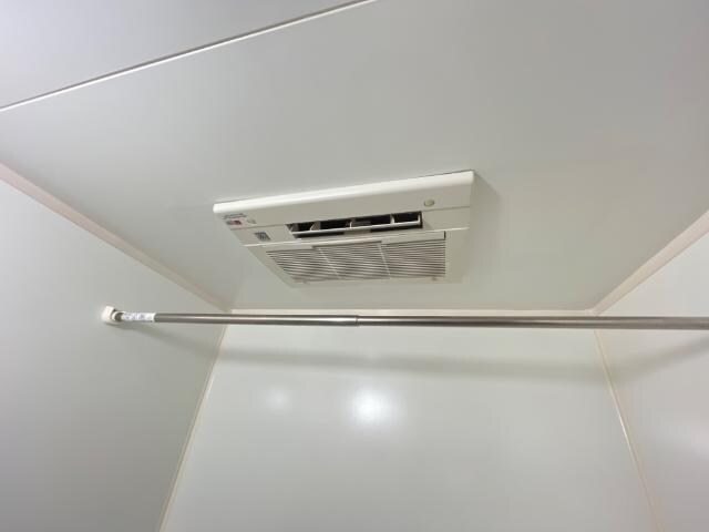物件内観写真23　(浴室乾燥機)