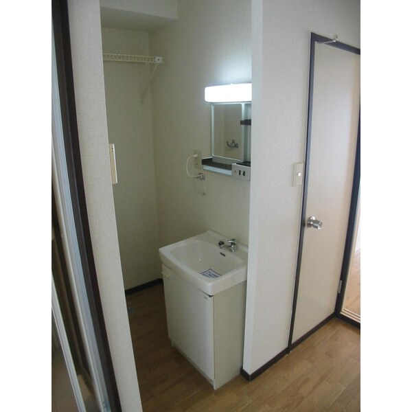 洗面・脱衣所(洗面所)