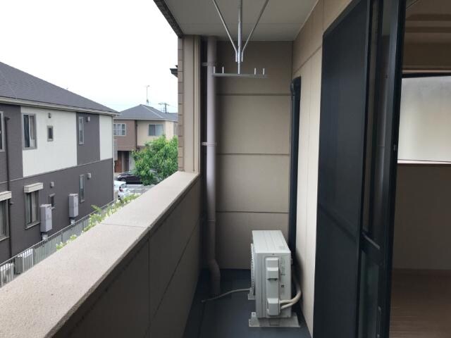 物件内観写真27　(ベランダ)