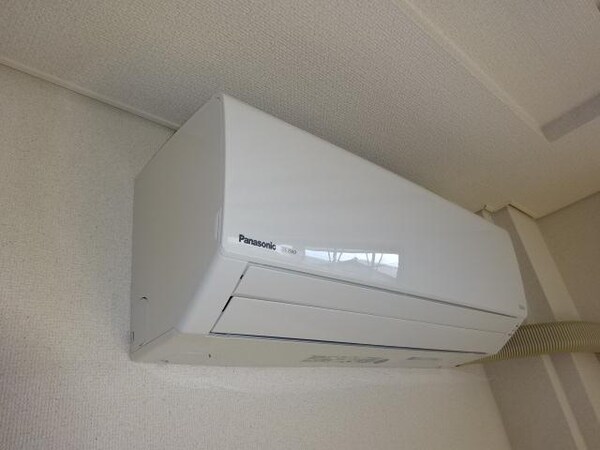 建物設備(エアコン)