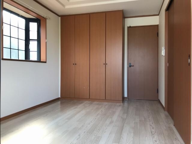 物件内観写真12　(洋室)