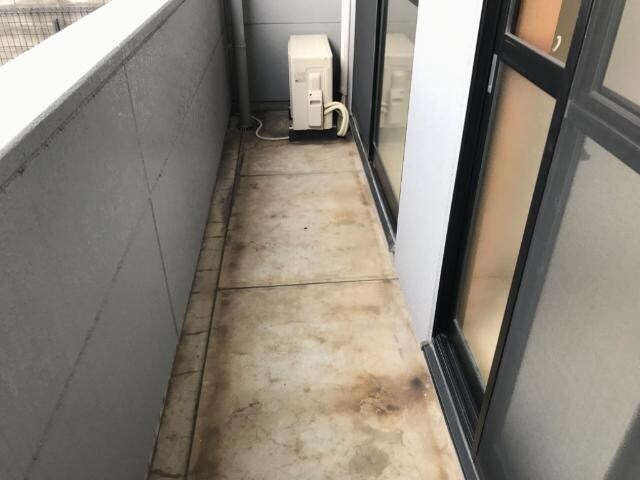 物件内観写真28　(ベランダ)