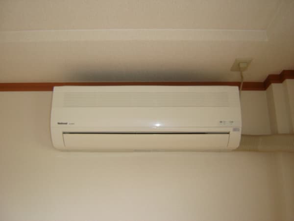 建物設備(エアコン)