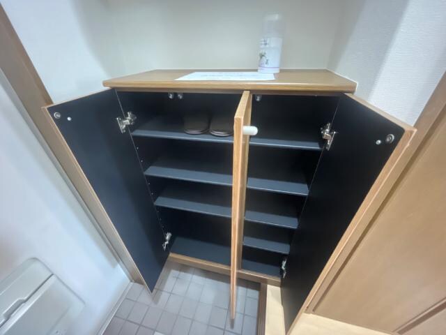 物件内観写真20　(収納)