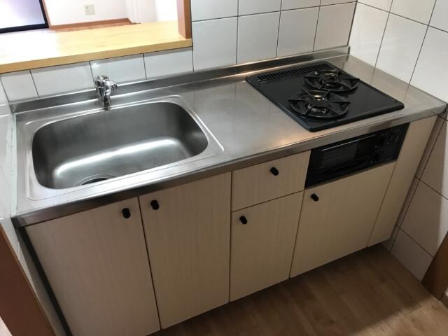 物件内観写真11　(キッチン（２口コンロ付）)