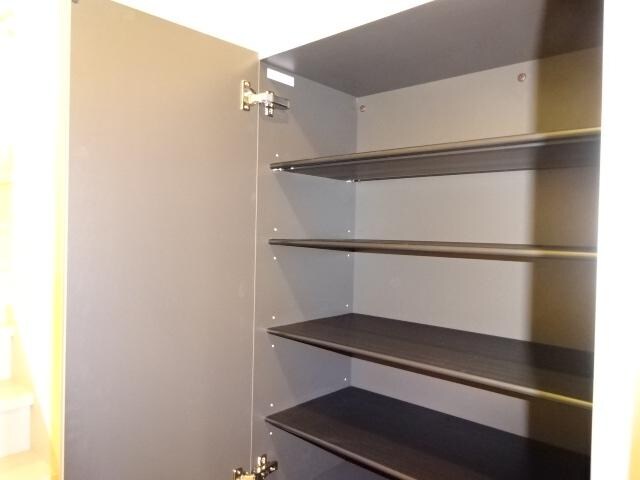 物件内観写真16　(下駄箱)