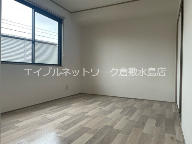 物件内観写真11　(寝室)