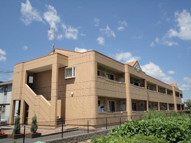 物件外観写真1　(外観写真（昼）)