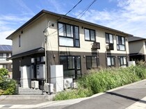 伯備線 総社駅 2階建 築8年の外観写真