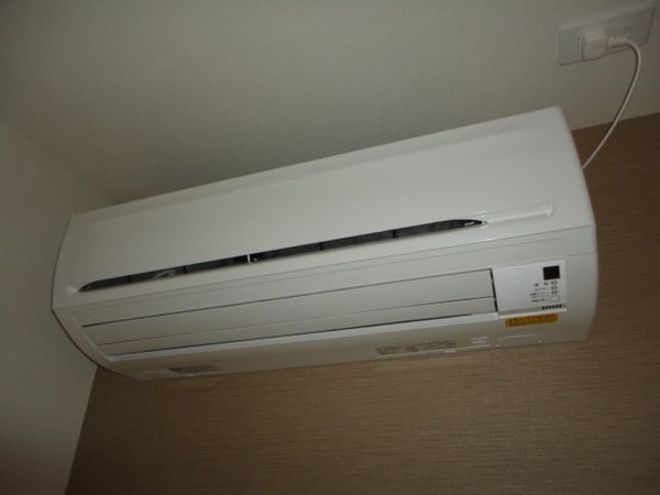 建物設備(エアコン（２台）)