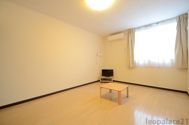 物件内観写真4　(備品や設備仕様は号室等により異なります現地をご確認下さい。)