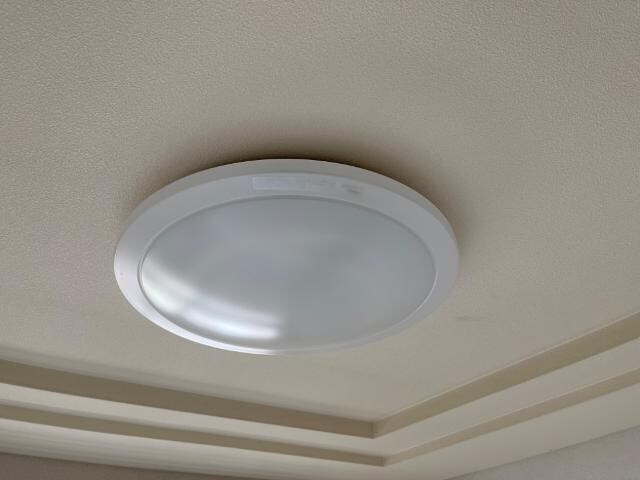 物件内観写真17　(照明器具)