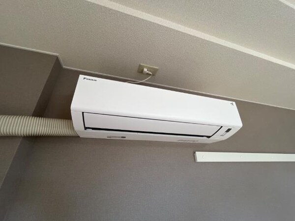 建物設備(エアコン)