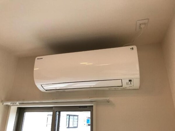 建物設備(エアコン)