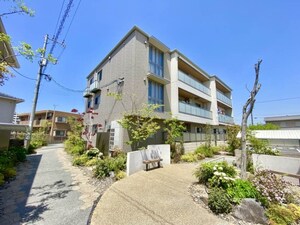 アントゥール　Ｂ棟外観写真