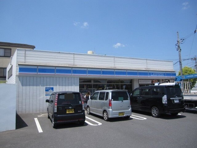 物件外観写真3　(ローソン北畝2丁目店まで500m)