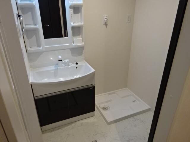 物件内観写真24　(洗面)