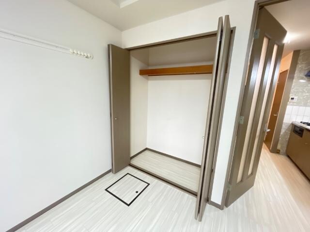 物件内観写真10　(収納)