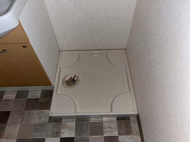 物件内観写真21　(洗濯機置場)