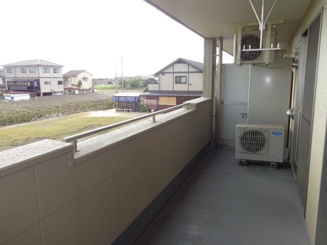 物件内観写真28　(ベランダ)