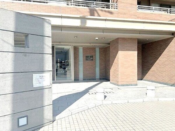 エントランス(エントランスポーチ)