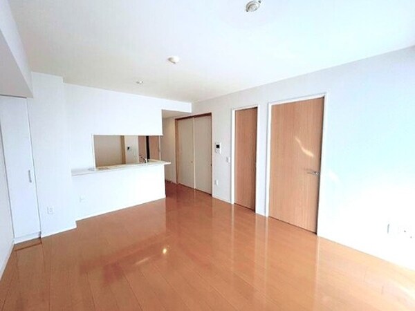 居室(リビングダイニング(別アングル))