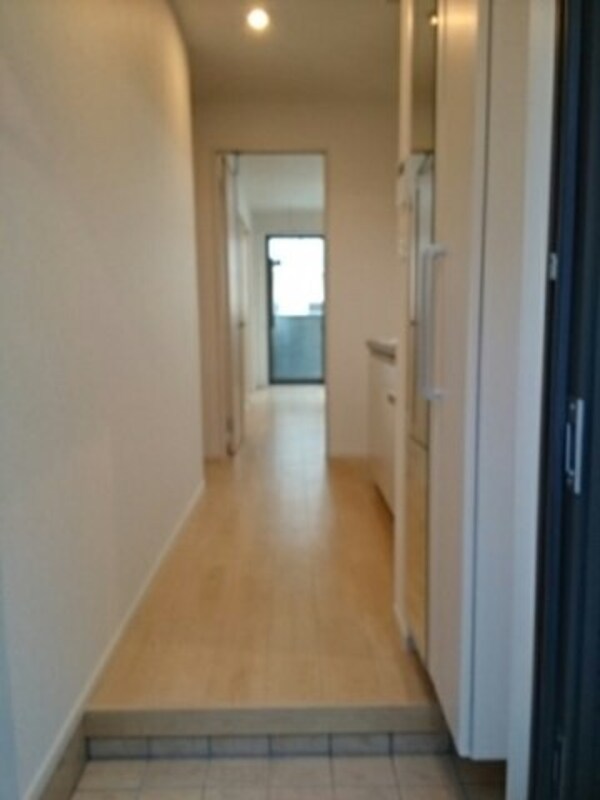 玄関(明るい玄関です)