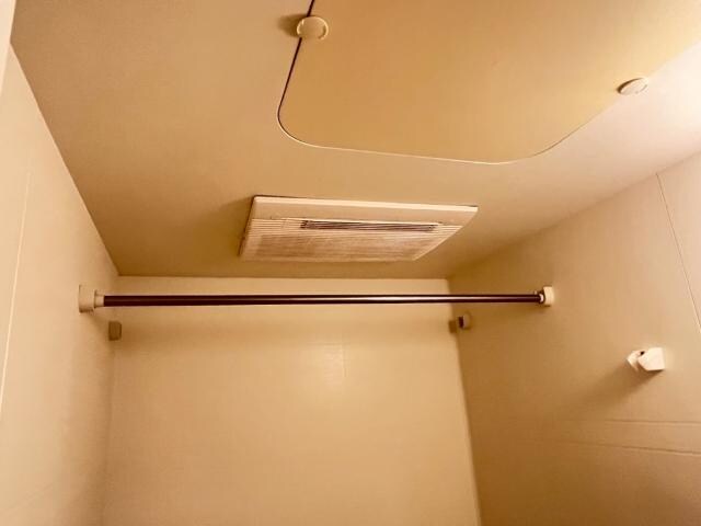 物件内観写真10　(浴室換気乾燥機)
