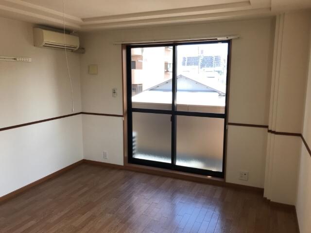 物件内観写真8　(洋室)