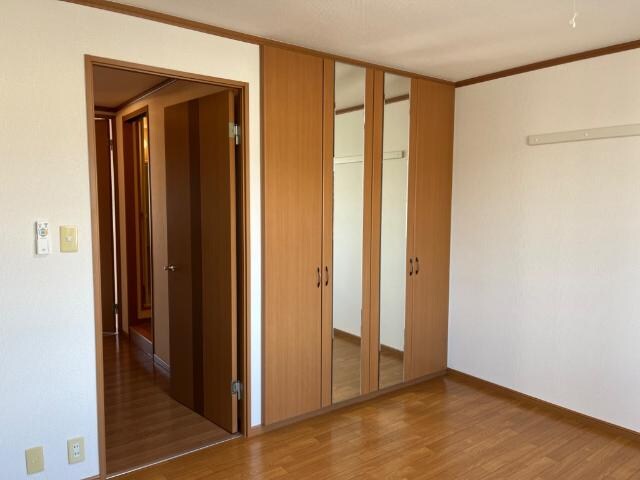 物件内観写真7　(室内)