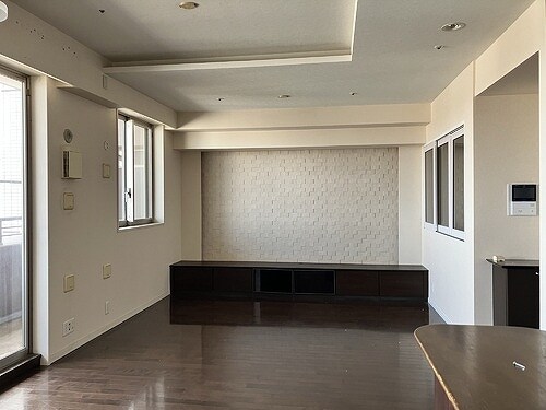 物件内観写真4　(リビング)