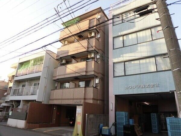 ロイヤル21の物件外観写真