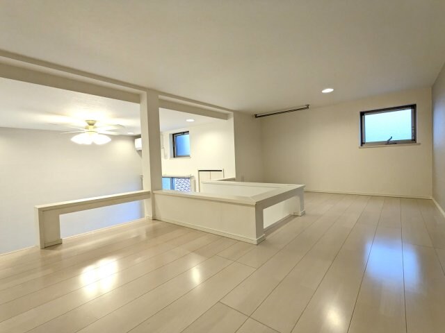 物件内観写真8　(ロフト)