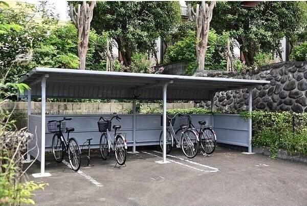 建物設備(駐輪場)