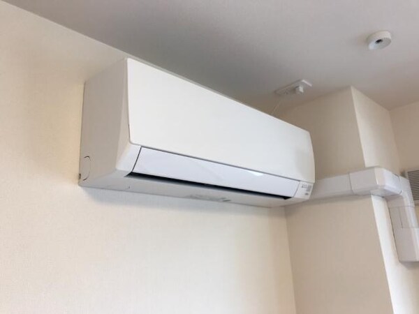 建物設備(エアコン)