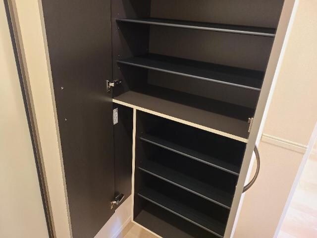 物件内観写真25　(下駄箱（イメージ）)