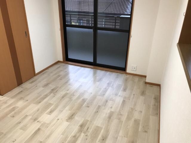 物件内観写真11　(南洋間)