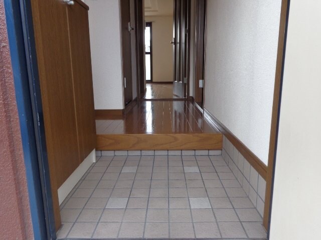 物件内観写真25　(玄関（イメージ）)